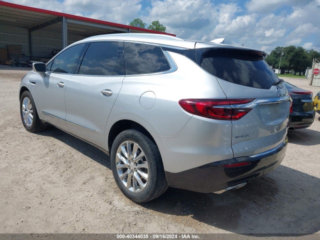 5GAERCKW2JJ221594 Buick Enclave Premium