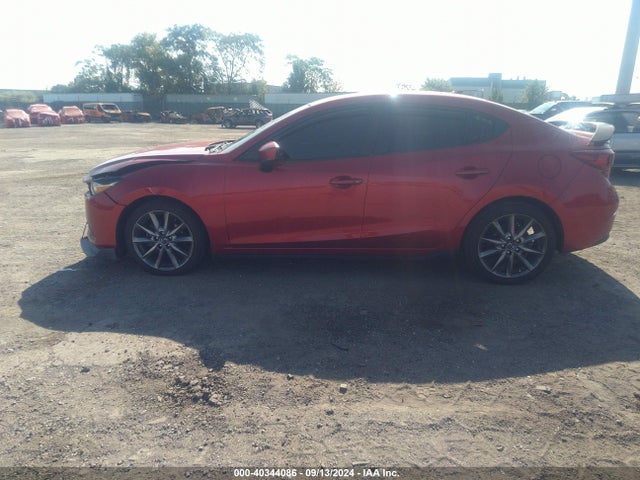 Mazda Mazda3 Touring 2018 3MZBN1V35JM163578 Image 14