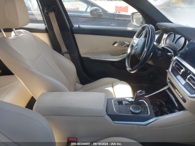 WBA5R1C54KFH09149 BMW 330I