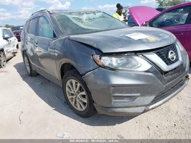Nissan ROGUE SV 2017 JN8AT2MT1HW140504 Image 1