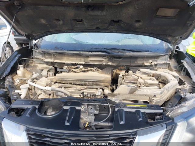 Nissan ROGUE SV 2017 JN8AT2MT1HW140504 Image 10