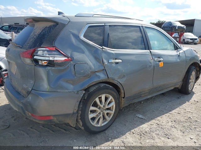 Nissan ROGUE SV 2017 JN8AT2MT1HW140504 Image 4