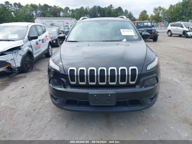 1C4PJMCS5GW253872 Jeep Cherokee Latitude