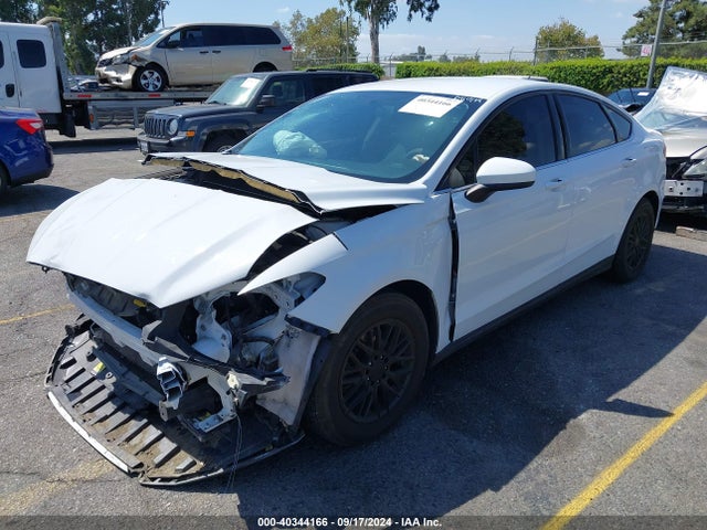 Ford FUSION S 2014 3FA6P0G78ER378069 Image 2