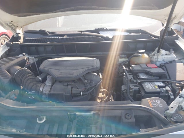 1GYKNARS2JZ144984 Cadillac Xt5 Standard