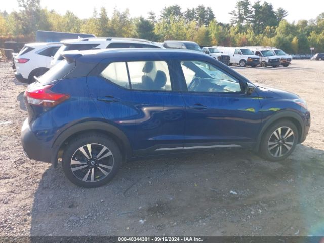 3N1CP5CU2KL496142 Nissan KICKS SR