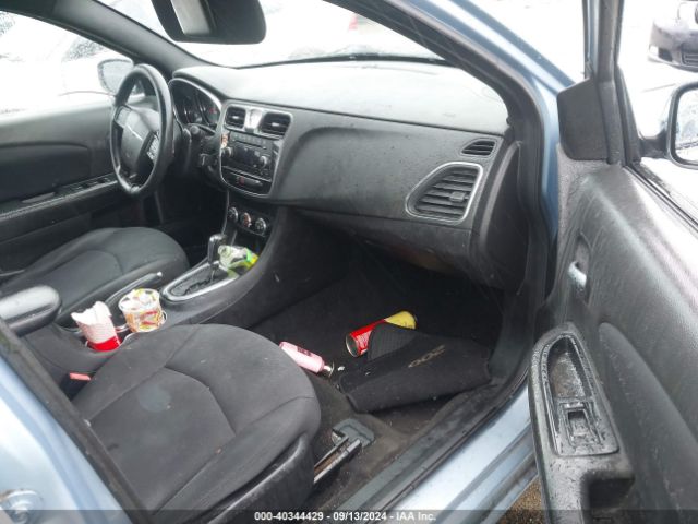 1C3CCBAB6EN206468 Chrysler 200 LX