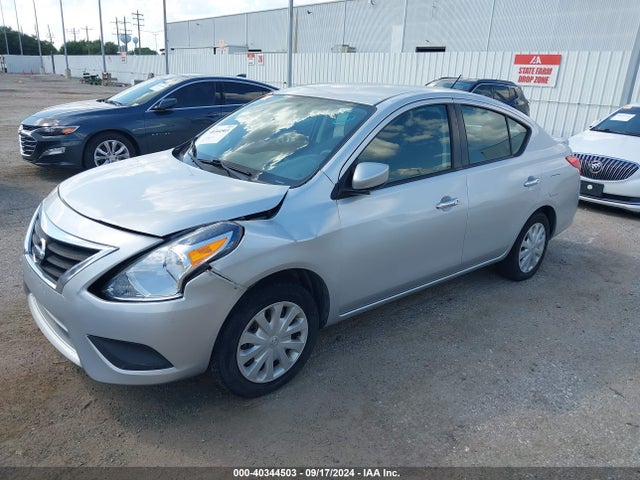 Nissan Versa 1.6 Sv 2018 3N1CN7AP4JK397521 Image 2