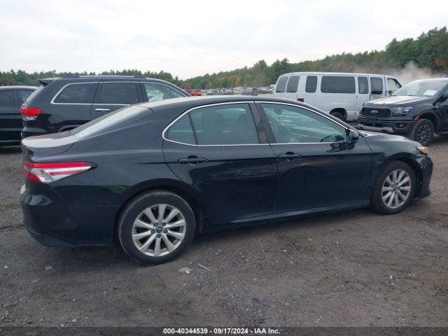 4T1B11HK2JU142843 Toyota CAMRY LE