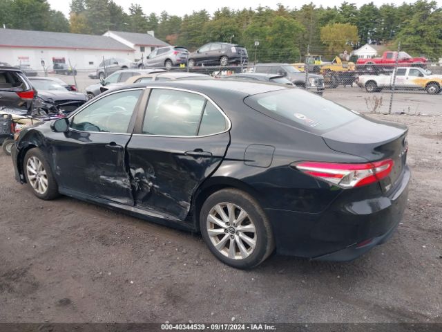 4T1B11HK2JU142843 Toyota CAMRY LE