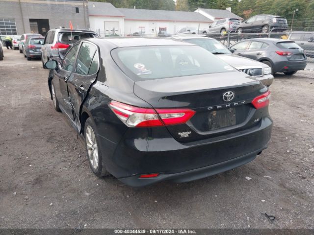 4T1B11HK2JU142843 Toyota CAMRY LE