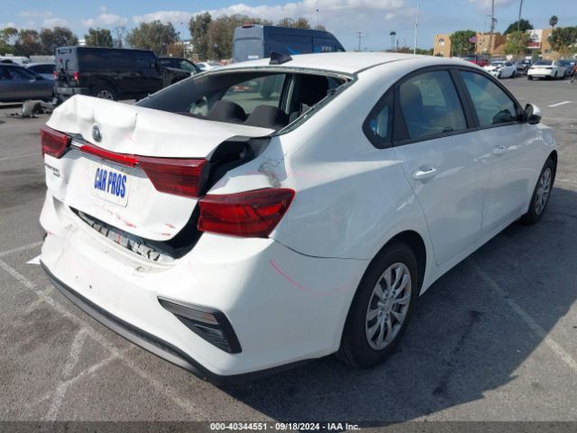 3KPF24AD7ME300905 KIA FORTE FE