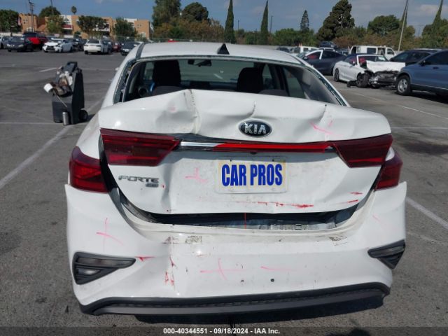 3KPF24AD7ME300905 KIA FORTE FE