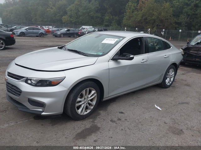 Chevrolet MALIBU 1LT 2017 1G1ZE5ST4HF180307 Image 2