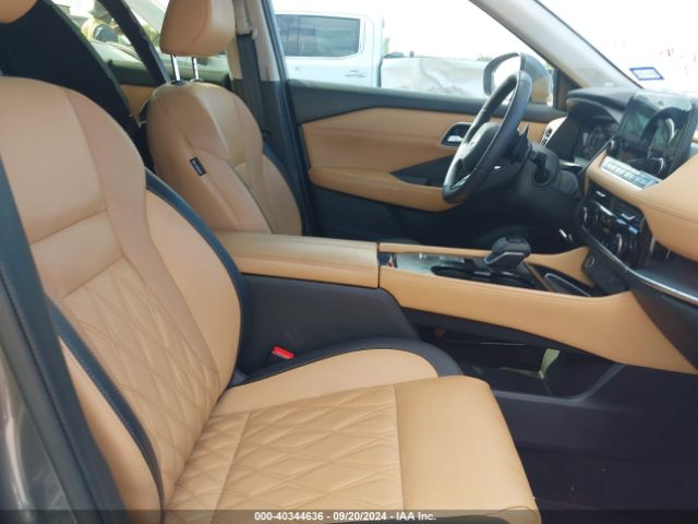 JN8BT3DC9PW104908 Nissan Rogue Platinum Fwd