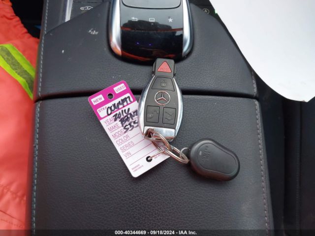 WDDUG8CB5GA211813 Mercedes-Benz S 550