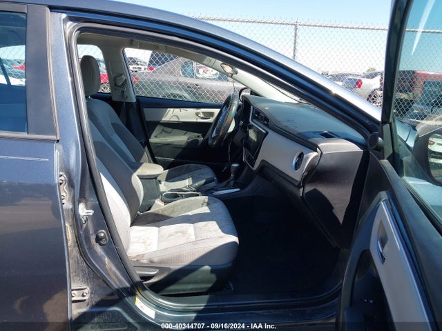 Toyota COROLLA LE 2018 2T1BURHE7JC054145 Image 5
