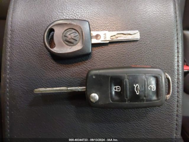 WVGBV7AX4GW004876 Volkswagen TIGUAN S