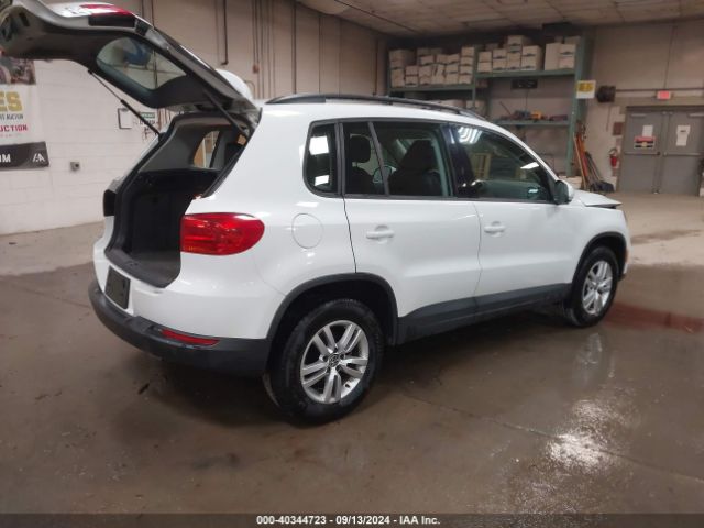 WVGBV7AX4GW004876 Volkswagen TIGUAN S