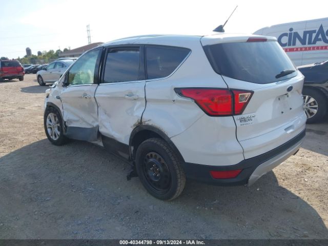 1FMCU0G96KUB34234 Ford ESCAPE SE