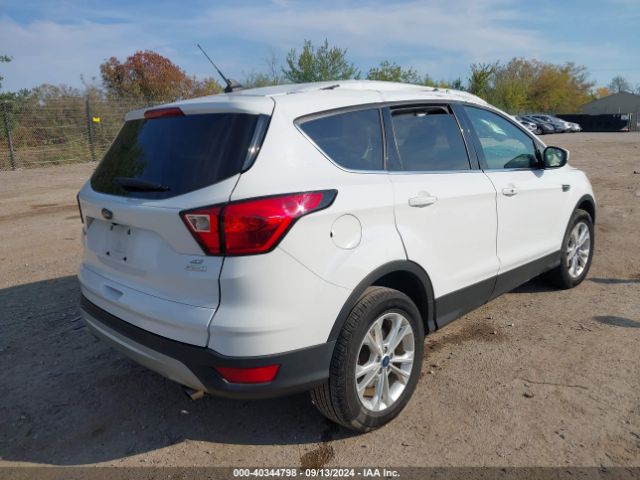 1FMCU0G96KUB34234 Ford ESCAPE SE