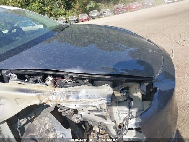 2021 TESLA MODEL Y 5YJYGDEE1MF244516 Photo 9