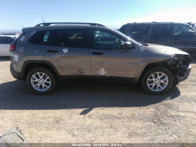 1C4PJMAB0GW250977 Jeep Cherokee Sport
