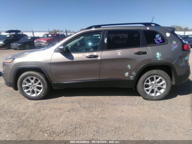 1C4PJMAB0GW250977 Jeep Cherokee Sport