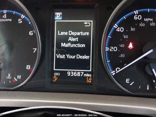 Toyota Rav4 Xle 2017 JTMWFREVXHD095009 Image 15