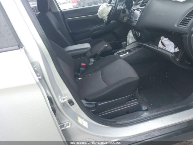 JA4AP3AU4JZ021590 Mitsubishi Outlander Sport 2.0 Le