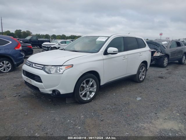 JA4AD3A32EZ002588 Mitsubishi Outlander Se