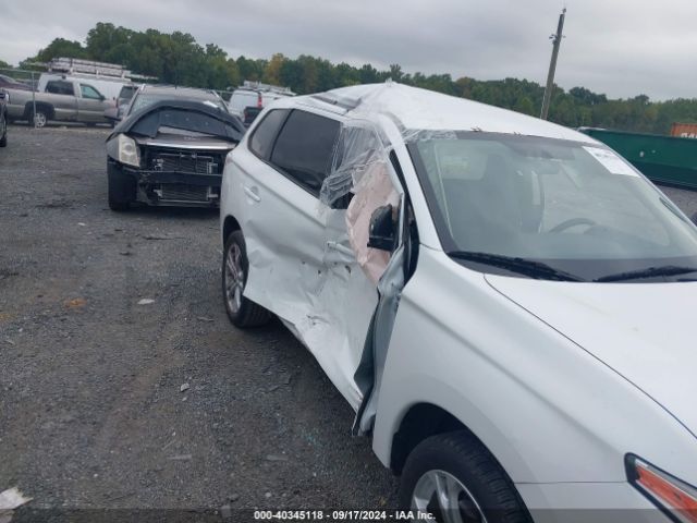JA4AD3A32EZ002588 Mitsubishi Outlander Se
