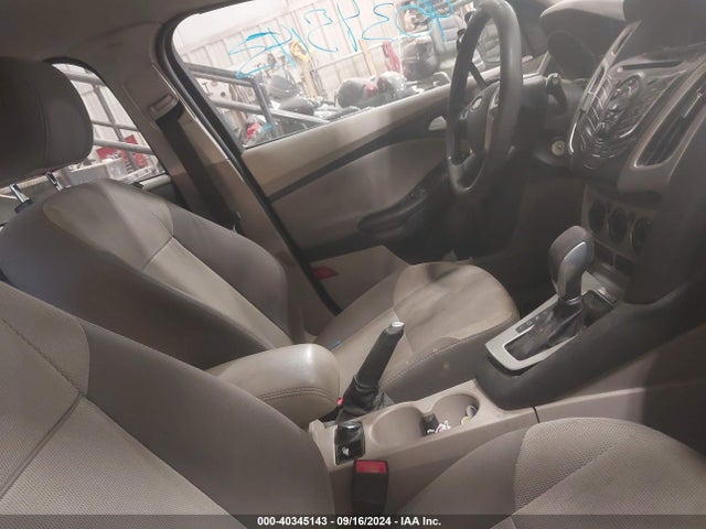 Ford FOCUS SE 2014 1FADP3K29EL445913 Image 5