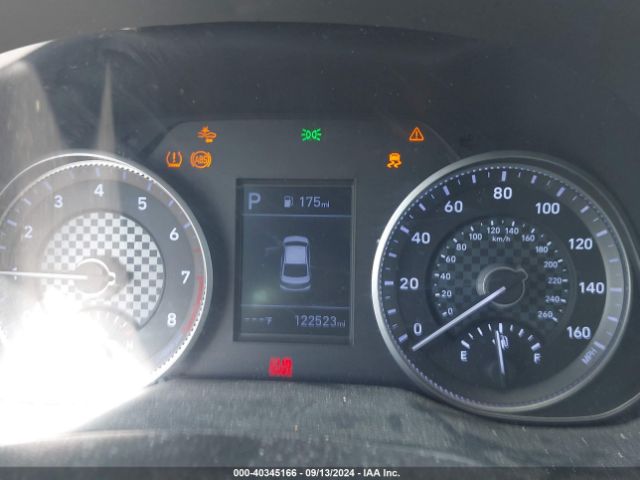 5NPD84LF2KH460705 Hyundai ELANTRA SEL