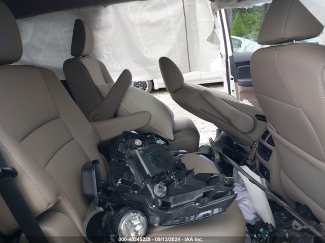 Honda Pilot Awd Touring 7 Passenger 2022 5FNYF6H67NB085408 Image 8