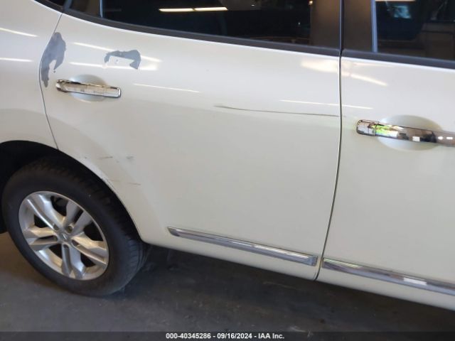 JN8AS5MT5FW672971 Nissan Rogue Select S