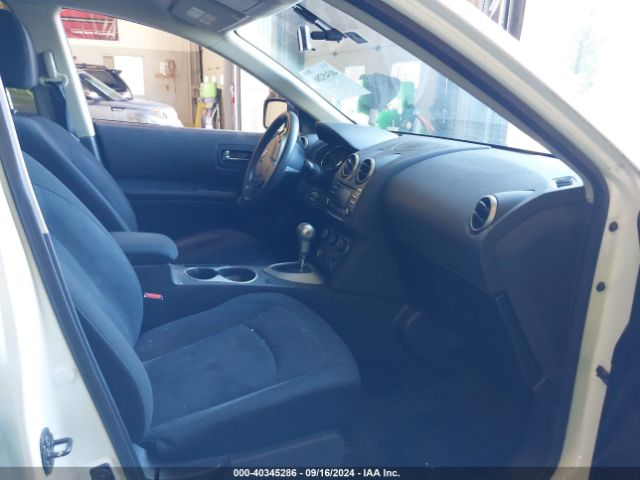 JN8AS5MT5FW672971 Nissan Rogue Select S
