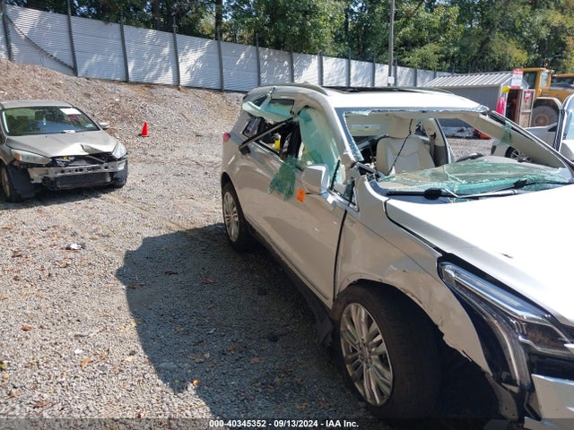 1GYKNERSXHZ129439 Cadillac Xt5 Premium Luxury