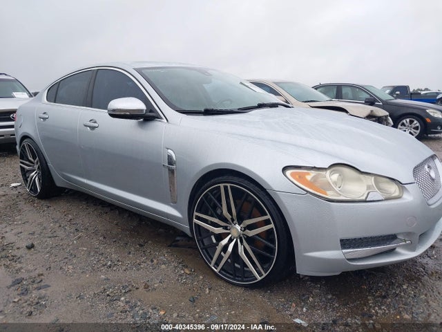 2011 JAGUAR XF SAJWA0FB0BLR83541 Photo 0