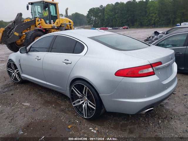 2011 JAGUAR XF SAJWA0FB0BLR83541 Photo 2