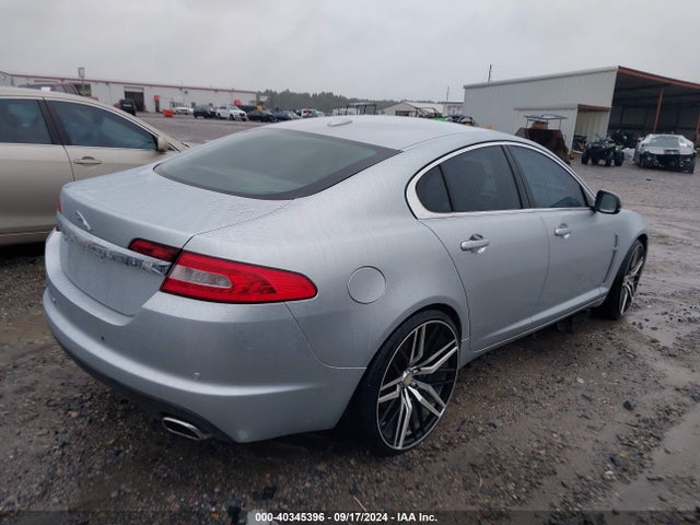 2011 JAGUAR XF SAJWA0FB0BLR83541 Photo 3