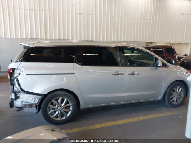 KNDMC5C10L6605602 KIA SEDONA EX