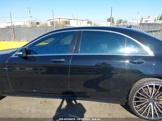 WDDUG8CB8FA135115 Mercedes-Benz S 550