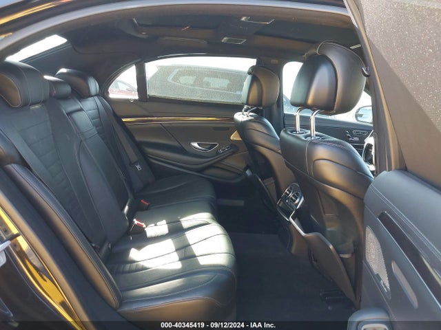 WDDUG8CB8FA135115 Mercedes-Benz S 550