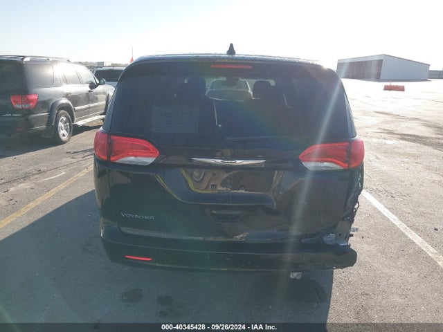 2C4RC1CG3PR548653 Chrysler Voyager Lx
