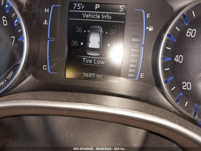 2C4RC1CG3PR548653 Chrysler Voyager Lx