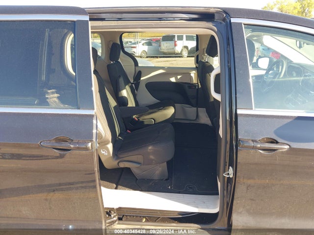 2C4RC1CG3PR548653 Chrysler Voyager Lx