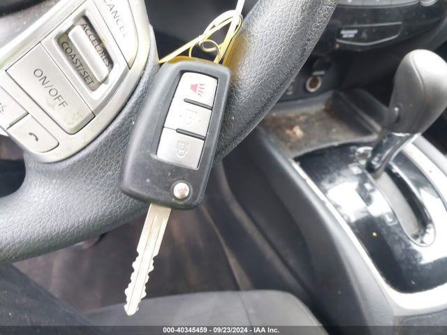 Nissan ROGUE S 2015 KNMAT2MV8FP527281 Image 11