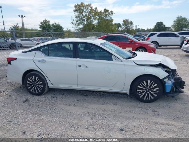 1N4BL4DW2PN305184 Nissan Altima Sv Intelligent Awd