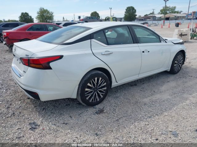1N4BL4DW2PN305184 Nissan Altima Sv Intelligent Awd
